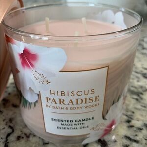 Bath & Body Works: 14.5 Oz 3-Wick Candle: Hibiscus Paradise